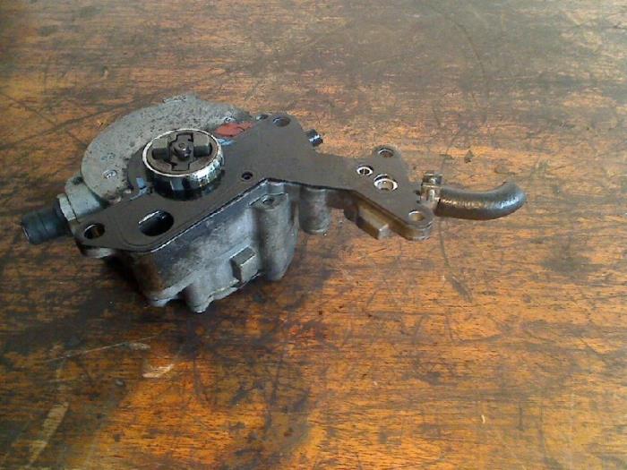 Begagnade Boosterpump Volkswagen Polo IV (9N1/2/3) 1.4 TDI 70 Pris € 45,00 Marginaltabell erbjuds av VW Parts Dronten
