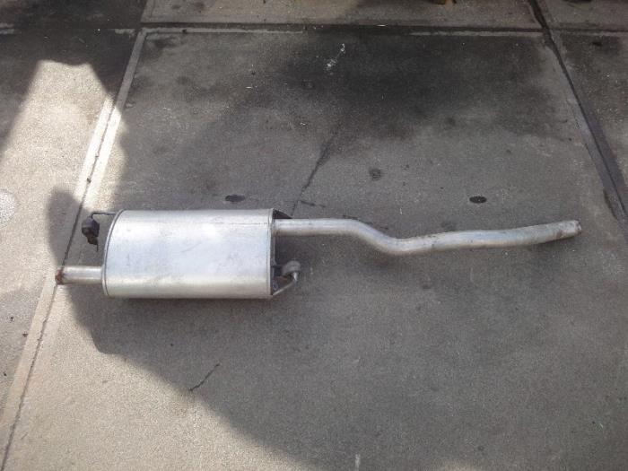 Gebrauchte Auspuff Mitteldämpfer Volkswagen Transporter T5 2.5 TDi Preis auf Anfrage angeboten von VW Parts Dronten