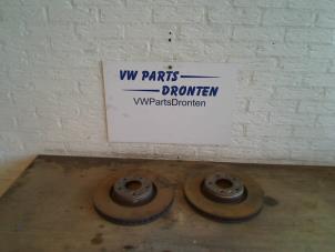 Used Brake disc + block front Audi A6 (C6) 2.7 TDI V6 24V Price on request offered by VW Parts Dronten