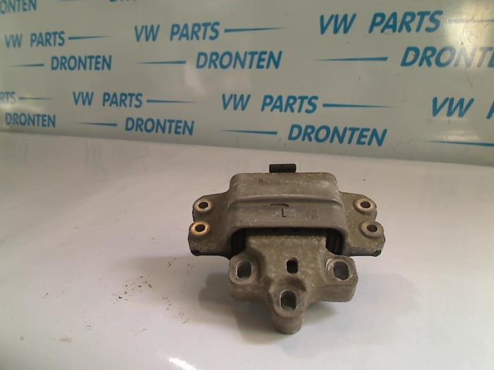Used Engine mount Volkswagen Scirocco (137/13AD) 2.0 TSI 16V Price € 25,00 Margin scheme offered by VW Parts Dronten