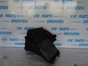 Used Air box Volkswagen Touareg (7LA/7L6) 5.0 TDI V10 Price on request offered by VW Parts Dronten