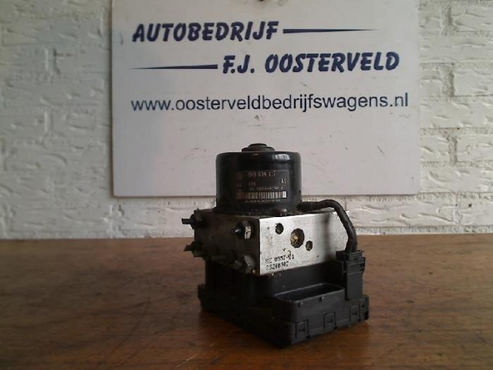 Begagnade ABS-pump Volkswagen Lupo (6X1) 1.0 MPi 50 Pris på förfrågan erbjuds av VW Parts Dronten