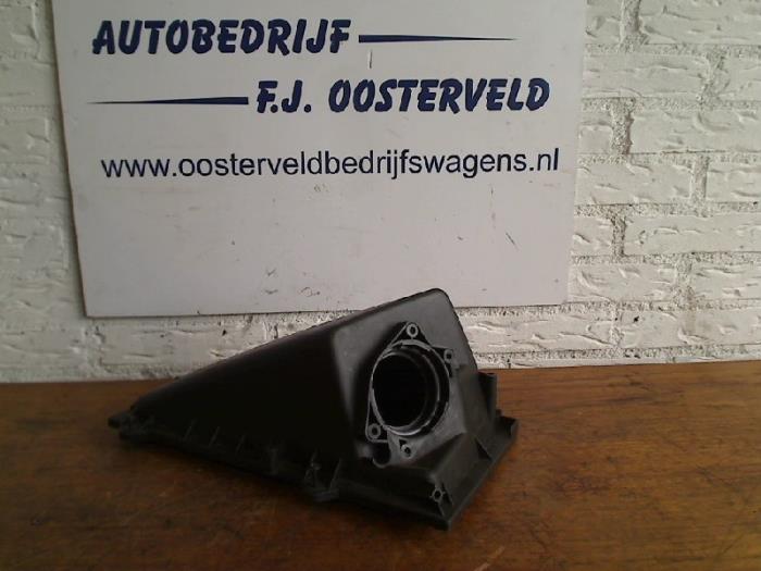 Begagnade Luftfilterhus Volkswagen New Beetle (9C1/9G1) 2.0 Pris på förfrågan erbjuds av VW Parts Dronten