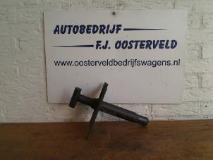 Used Front bumper bracket, left Volkswagen New Beetle (9C1/9G1) 2.0 Price on request offered by VW Parts Dronten