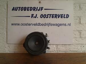 Usagé Haut-parleur Audi S4 Avant (B7) 4.2 V8 40V Prix € 25,00 Règlement à la marge proposé par VW Parts Dronten