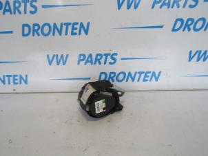 Used Rear seatbelt tensioner, right Volkswagen Golf VI (5K1) 1.4 TSI 122 16V Price € 25,00 Margin scheme offered by VW Parts Dronten