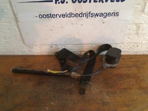 Used Seatbelt tensioner, right Volkswagen Caddy II (9K9A) 1.9 TDI Price on request offered by VW Parts Dronten