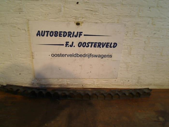 Begagnade Diverse Volkswagen Polo IV (9N1/2/3) 1.4 16V Pris på förfrågan erbjuds av VW Parts Dronten