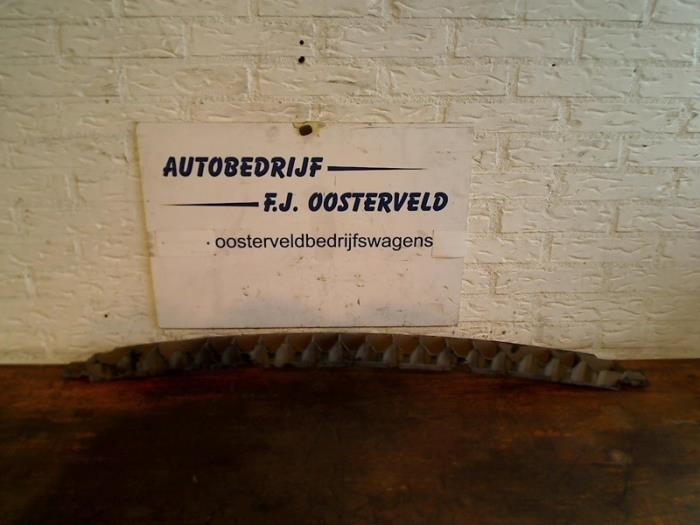 Begagnade Diverse Volkswagen Polo IV (9N1/2/3) 1.2 Pris på förfrågan erbjuds av VW Parts Dronten