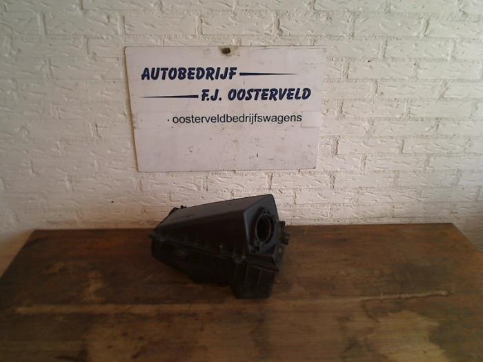 Gebrauchte Luftfiltergehäuse Volkswagen New Beetle (9C1/9G1) 2.0 Preis auf Anfrage angeboten von VW Parts Dronten