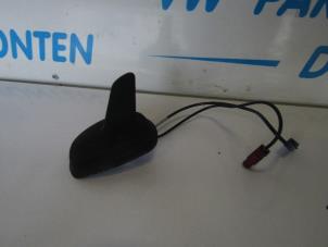 Used Antenna Volkswagen Touran (1T1/T2) 2.0 TDI DPF Price € 30,00 Margin scheme offered by VW Parts Dronten