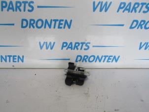 Usagé Serrure cylindre arrière Seat Ibiza IV (6J5) 1.4 16V Prix € 15,00 Règlement à la marge proposé par VW Parts Dronten