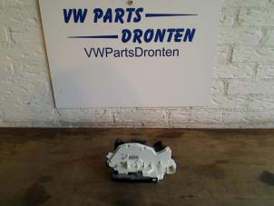 Used Door lock cylinder, left Volkswagen Up! (121) 1.0 12V 60 Price € 35,00 Margin scheme offered by VW Parts Dronten