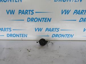 Used Fuel cap Volkswagen Up! (121) 1.0 12V 60 Price € 30,00 Margin scheme offered by VW Parts Dronten