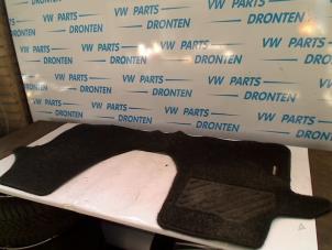 Used Set of mats Volkswagen Transporter T5 2.5 TDi Price € 25,00 Margin scheme offered by VW Parts Dronten