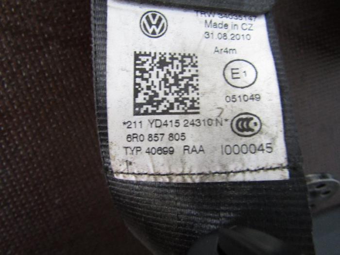Zestaw pasów bezpieczenstwa tyl z Volkswagen Polo V (6R) 1.2 TDI 12V BlueMotion 2010