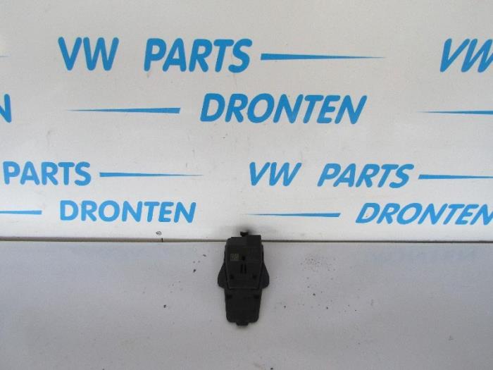 Gebrauchte Sonstige Volkswagen Up! (121) 1.0 12V 60 Preis € 25,00 Margenregelung angeboten von VW Parts Dronten