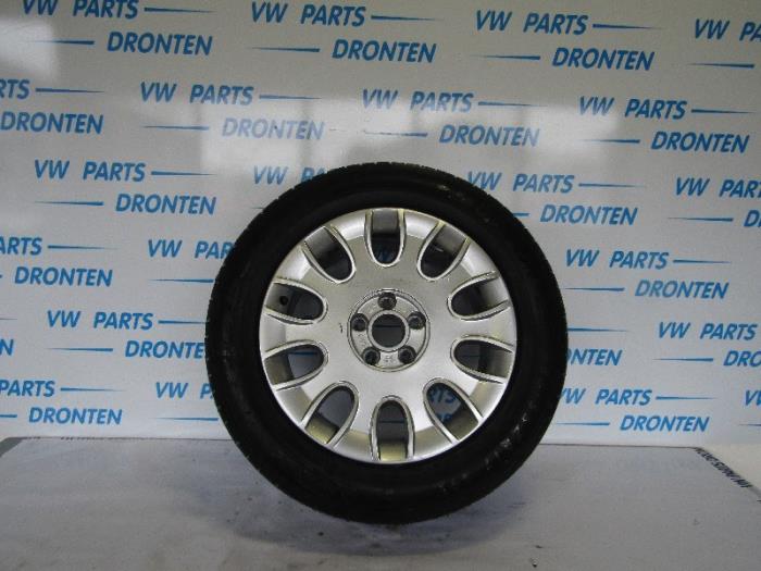 Używane Kolo zapasowe Audi A8 (D3) 4.0 TDI V8 32V Quattro Cena € 85,00 Procedura marży oferowane przez VW Parts Dronten