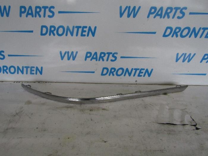 Begagnade Diverse Volkswagen Passat Variant (365) 1.6 TDI 16V Bluemotion Pris € 25,00 Marginaltabell erbjuds av VW Parts Dronten
