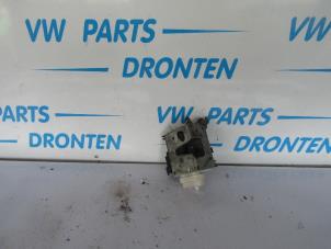 Used Door lock cylinder, right Audi A3 (8L1) 1.6 Price € 25,00 Margin scheme offered by VW Parts Dronten