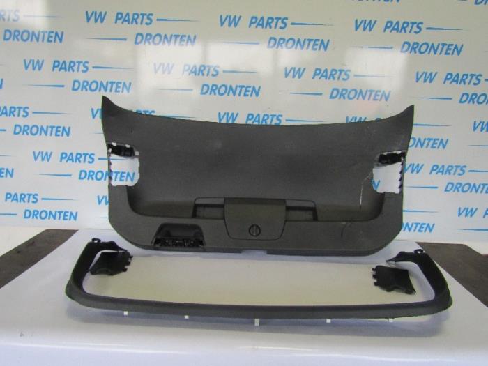 Tapicerka tylnej klapy z Volkswagen Passat Variant (3G5) 2.0 TDI 16V 150 2016