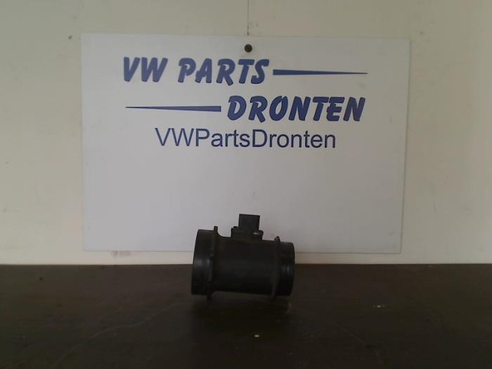 Begagnade Luftflödesmätare Audi A4 Avant Quattro (B7) Pris € 30,00 Marginaltabell erbjuds av VW Parts Dronten