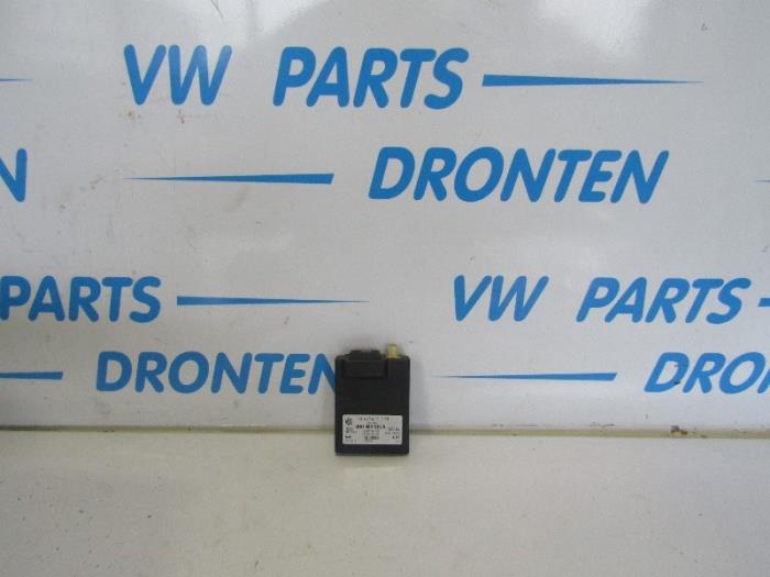 Usagé Ordinateur divers Audi A8 (D3) 4.2 V8 40V Quattro Prix € 25,00 Règlement à la marge proposé par VW Parts Dronten