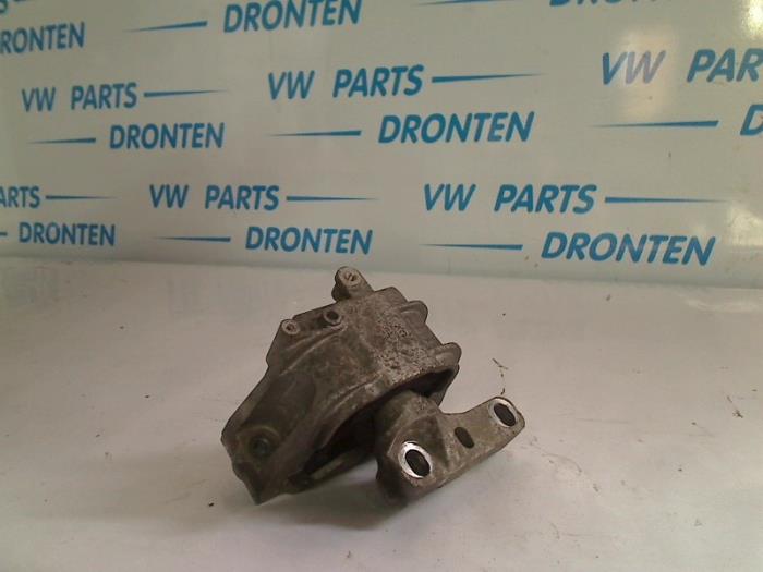 Used Engine mount Volkswagen Scirocco (137/13AD) 2.0 TSI 16V Price € 25,00 Margin scheme offered by VW Parts Dronten