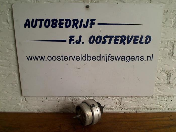 Gebrauchte Motorlager Volkswagen Passat (3B2) 1.9 TDi 110 Preis auf Anfrage angeboten von VW Parts Dronten