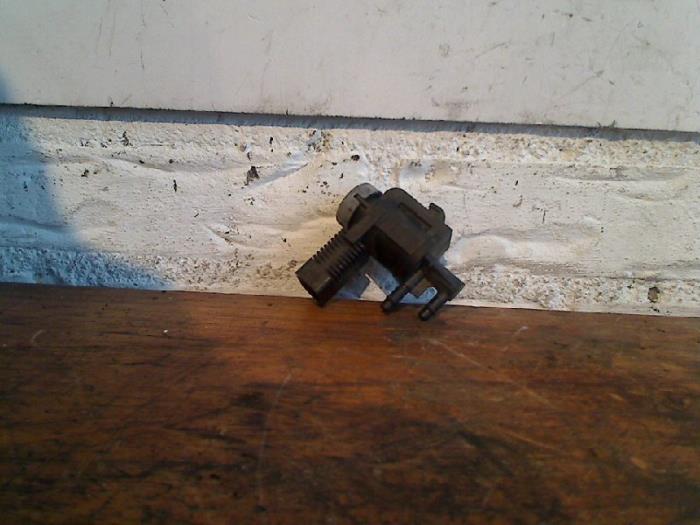 Begagnade Sensor (övriga) Volkswagen Golf V (1K1) 1.9 TDI Pris på förfrågan erbjuds av VW Parts Dronten