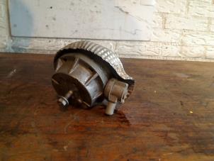 Used Engine mount Audi RS 4 (B7) 4.2 V8 40V Price on request offered by VW Parts Dronten