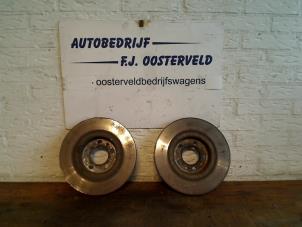 Used Brake disc + block front Volkswagen New Beetle (9C1/9G1) 1.9 TDI 90 Price on request offered by VW Parts Dronten