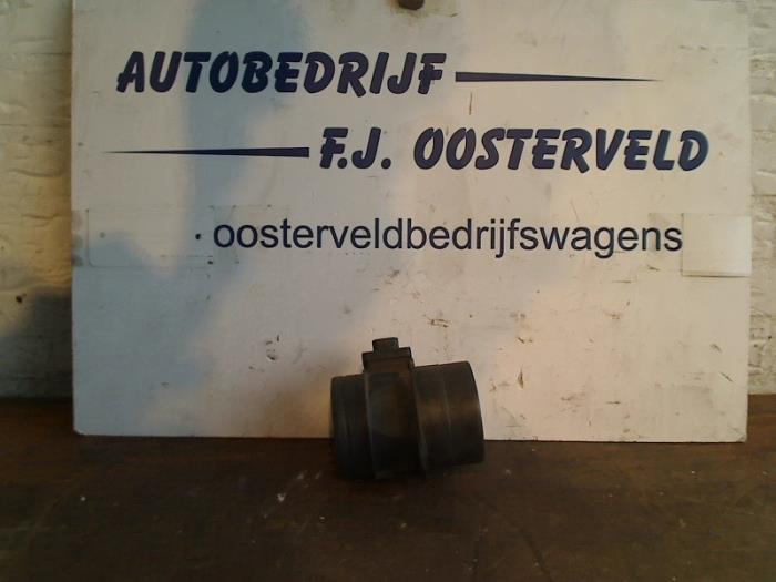 Begagnade Luftflödesmätare Volkswagen Transporter T5 2.0 TDI DRF Pris € 25,00 Marginaltabell erbjuds av VW Parts Dronten