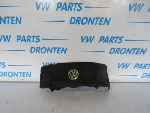 Usados Chapa protectora motor Volkswagen Phaeton (3D) 4.2 V8 40V 4Motion Precio € 25,00 Norma de margen ofrecido por VW Parts Dronten