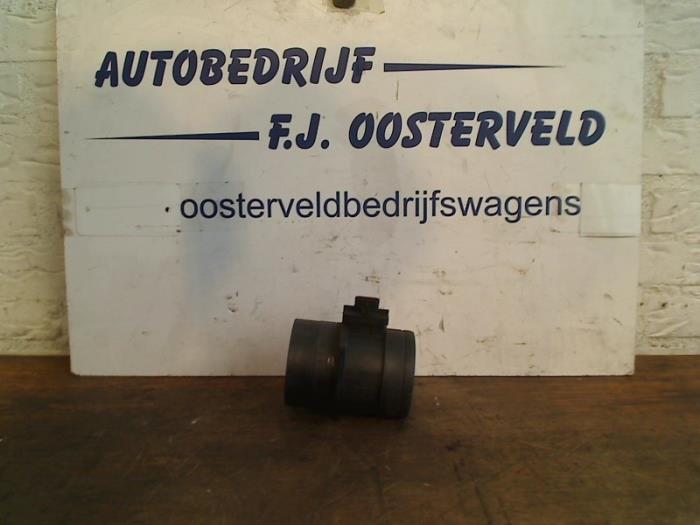 Begagnade Luftflödesmätare Volkswagen Transporter T5 2.0 TDI DRF Pris € 25,00 Marginaltabell erbjuds av VW Parts Dronten