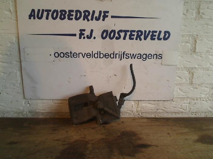 Rear brake calliper, left from a Volkswagen Passat Variant (365) 1.6 TDI 16V Bluemotion 2014