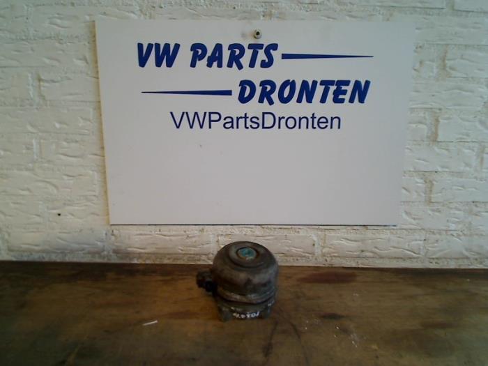 Gebrauchte Motorlager Audi A8 (D3) 4.0 TDI V8 32V Quattro Preis € 50,00 Margenregelung angeboten von VW Parts Dronten