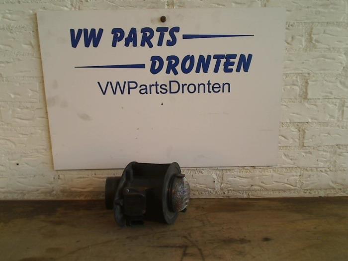 Usagé Débitmètre Audi A8 (D3) 4.0 TDI V8 32V Quattro Prix € 25,00 Règlement à la marge proposé par VW Parts Dronten