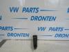 Handbremse Schalter van een Volkswagen Passat Variant (365), 2010 / 2015 1.6 TDI 16V Bluemotion, Kombi/o, Diesel, 1.598cc, 77kW (105pk), FWD, CAYC, 2010-08 / 2014-12 2011
