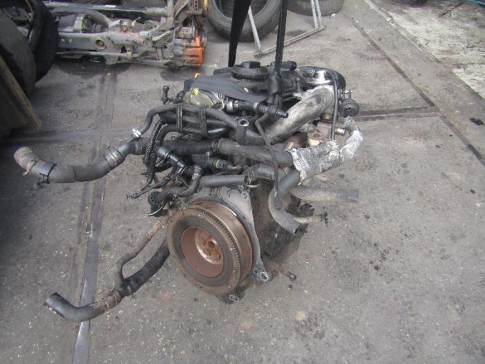 Engine from a Volkswagen Lupo (6X1) 1.2 TDI 3L 2000