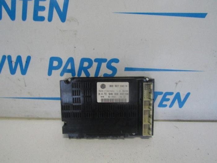 Used Cooling computer Volkswagen Phaeton (3D) 4.2 V8 40V 4Motion Price € 50,00 Margin scheme offered by VW Parts Dronten