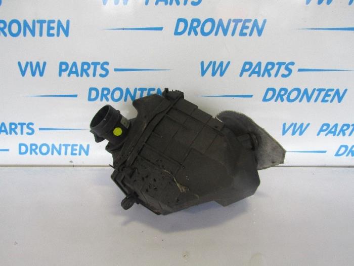 Begagnade Luftfilterhus Volkswagen Phaeton (3D) 4.2 V8 40V 4Motion Pris € 45,00 Marginaltabell erbjuds av VW Parts Dronten