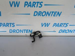 Usados Sensor de airbag Volkswagen Polo V (6R) 1.2 TDI 12V BlueMotion Precio € 17,50 Norma de margen ofrecido por VW Parts Dronten