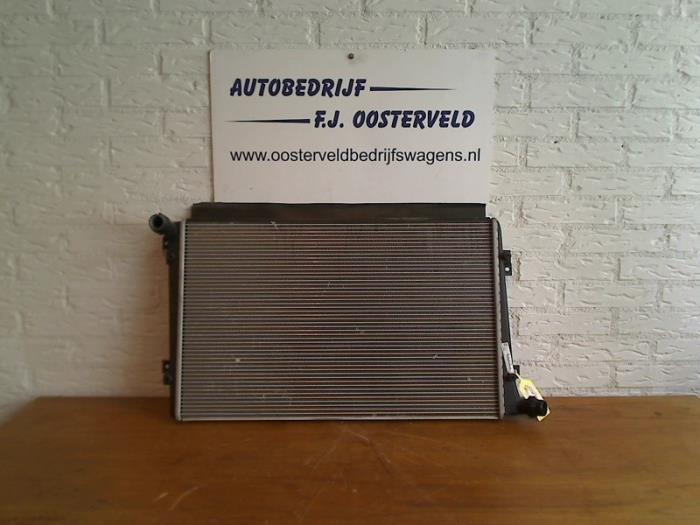 Usagé Intercooler Volkswagen Golf IV 4Motion (1J1) Prix € 25,00 Règlement à la marge proposé par VW Parts Dronten