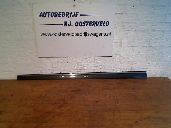 Usagé Divers Mercedes E (W211) 1.8 E-200 K 16V Prix sur demande proposé par VW Parts Dronten