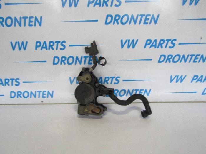 Usagé Divers Volkswagen Golf VII (AUA) 2.0 GTI 16V Prix € 20,00 Règlement à la marge proposé par VW Parts Dronten