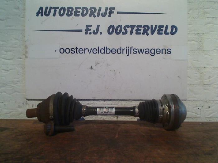 Gebrauchte Antriebswelle links vorne Volkswagen Golf VI (5K1) 2.0 GTI 16V Edition 35 Preis € 45,00 Margenregelung angeboten von VW Parts Dronten