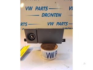 Used Cup holder Volkswagen Transporter T5 2.0 TDI DRF Price € 60,50 Inclusive VAT offered by VW Parts Dronten