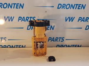 Usados Bomba eléctrica de combustible Volkswagen Transporter T5 2.0 TDI DRF Precio € 60,50 IVA incluido ofrecido por VW Parts Dronten