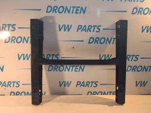 Used Seat frame Volkswagen Caddy IV 2.0 TDI 102 Price € 48,40 Inclusive VAT offered by VW Parts Dronten